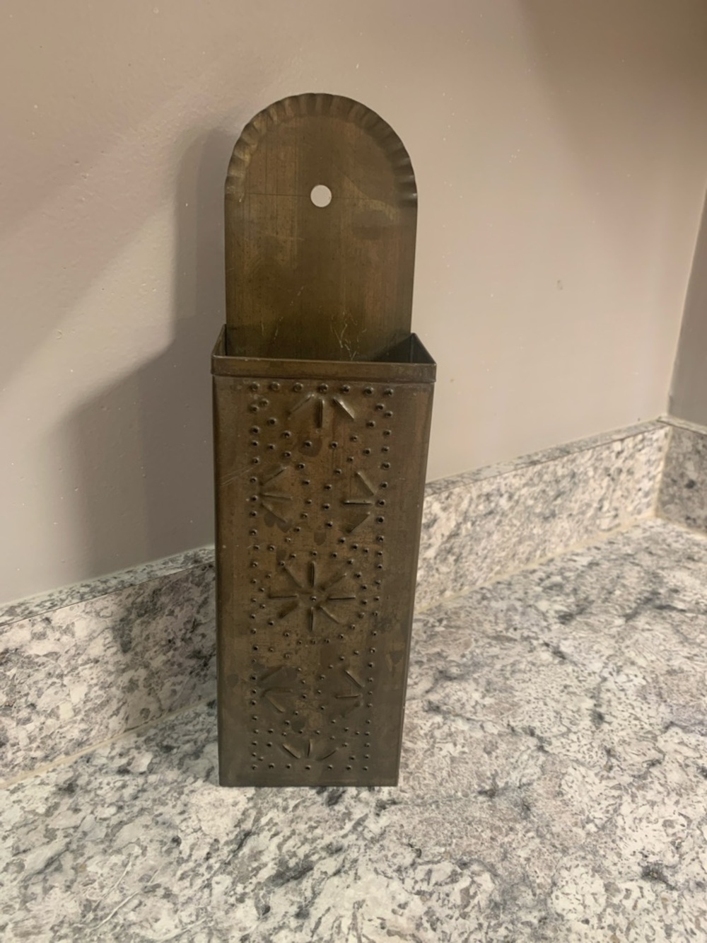Antique-Style Hanging Metal Wall Pocket - Brown